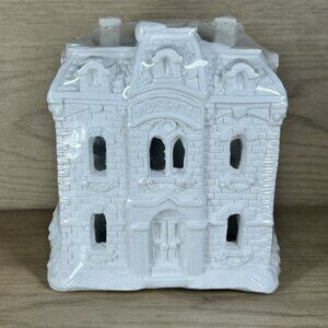 Creative Crafts Ready to Paint Hospital 97006 House Vintage NEW/Sealed